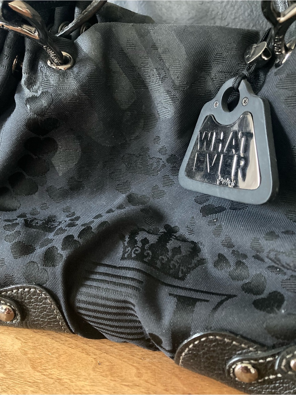 Y2K '90's Juicy Couture Black Satchel Handbag with 'WHATEVER' Charm - Picture 4 of 12